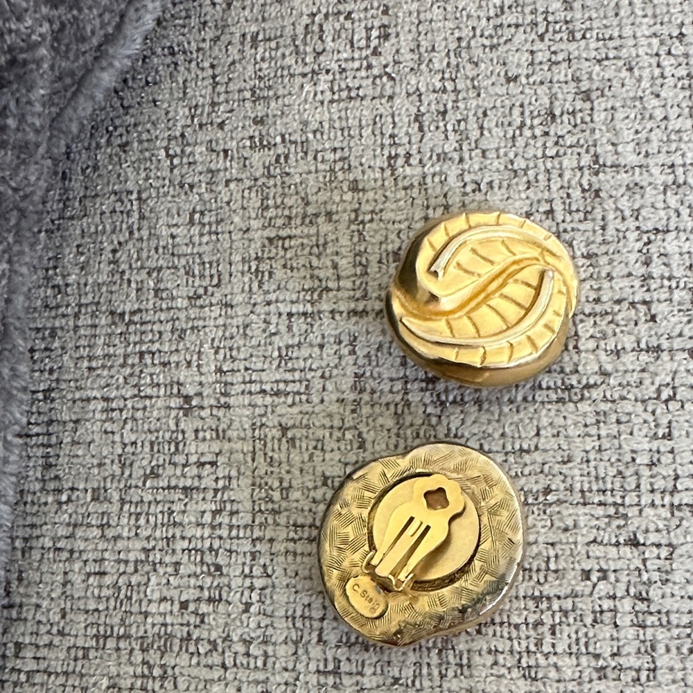 Gold Leaf Clip-On Earrings - Picture 2 of 6